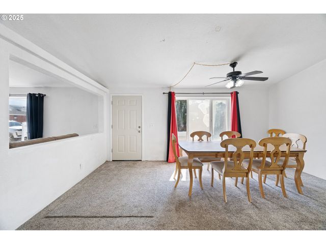 25017 DUNHAM Ave, Veneta, OR 97487