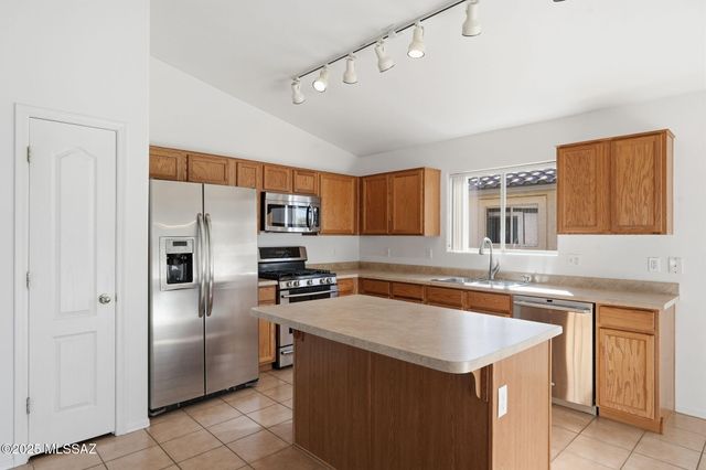 39642 S Old Arena Drive, Saddlebrooke, AZ 85739