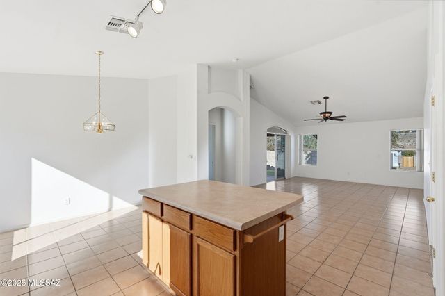 39642 S Old Arena Drive, Saddlebrooke, AZ 85739