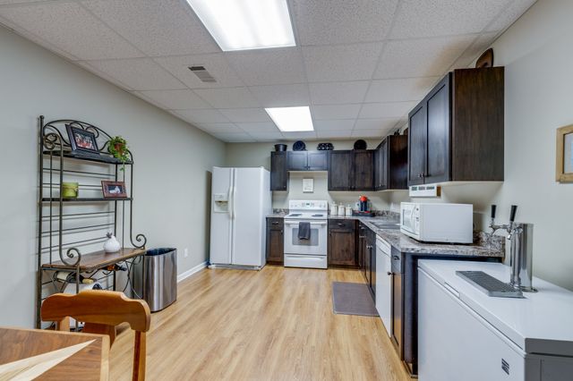 234 Glenn Springs Rd, Lawrenceburg, TN 38464