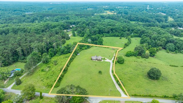 234 Glenn Springs Rd, Lawrenceburg, TN 38464