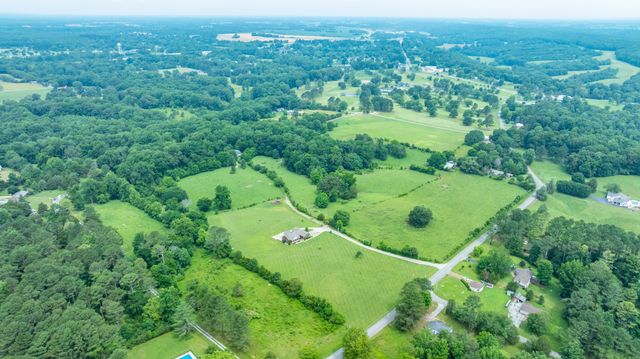 234 Glenn Springs Rd, Lawrenceburg, TN 38464