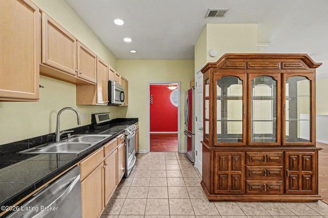 10502 Vining Pl 201, Louisville, KY 40241