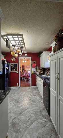 18 Brookside Drive, Paola, KS 66071