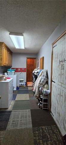 18 Brookside Drive, Paola, KS 66071