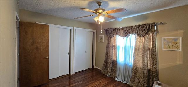 18 Brookside Drive, Paola, KS 66071