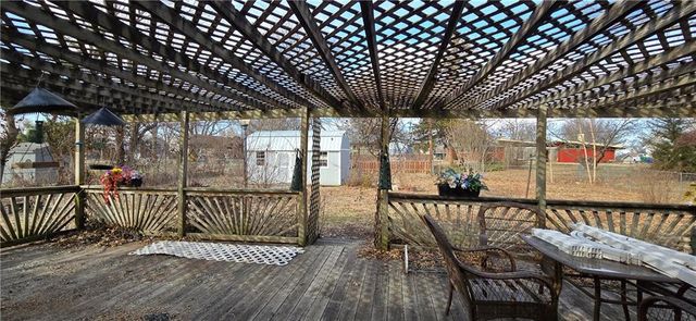 18 Brookside Drive, Paola, KS 66071