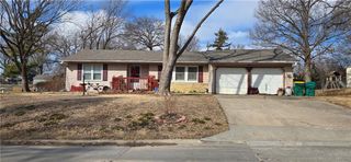 18 Brookside Drive, Paola, KS 66071