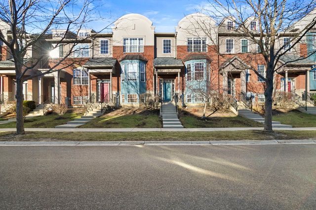 1548 Station Park Drive, Grayslake, IL 60030