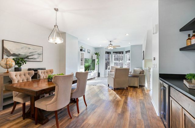 1548 Station Park Drive, Grayslake, IL 60030