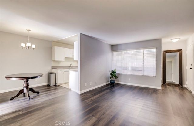 9920 Jordan Avenue 7, Chatsworth, CA 91311