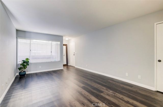 9920 Jordan Avenue 7, Chatsworth, CA 91311