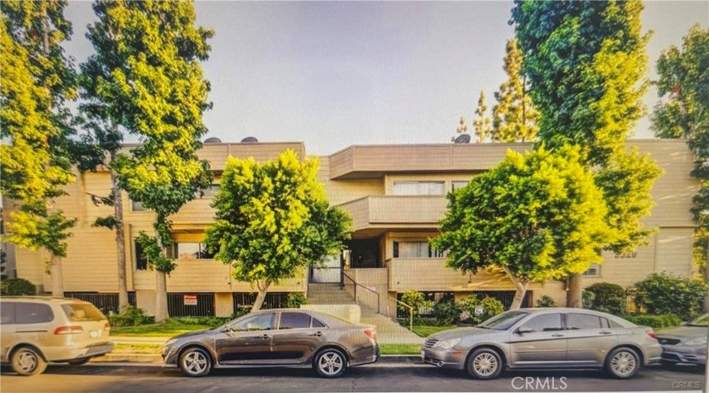 9920 Jordan Avenue 7, Chatsworth, CA 91311