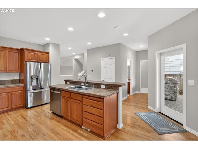 15940 Sw SNOWY OWL Ln, Beaverton, OR 97007