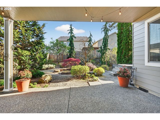 15940 Sw SNOWY OWL Ln, Beaverton, OR 97007