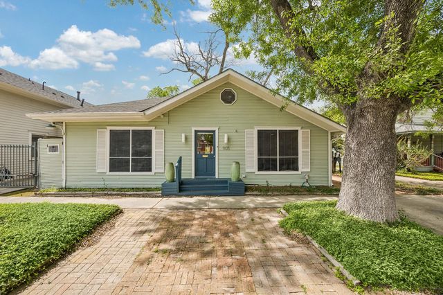 905 Harvard Street, Houston, TX 77008