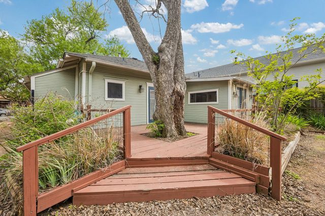 905 Harvard Street, Houston, TX 77008