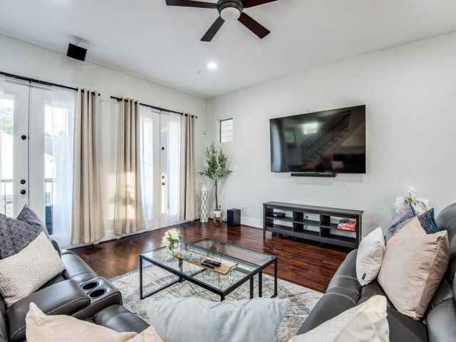 1509 Holly Street, Houston, TX 77007