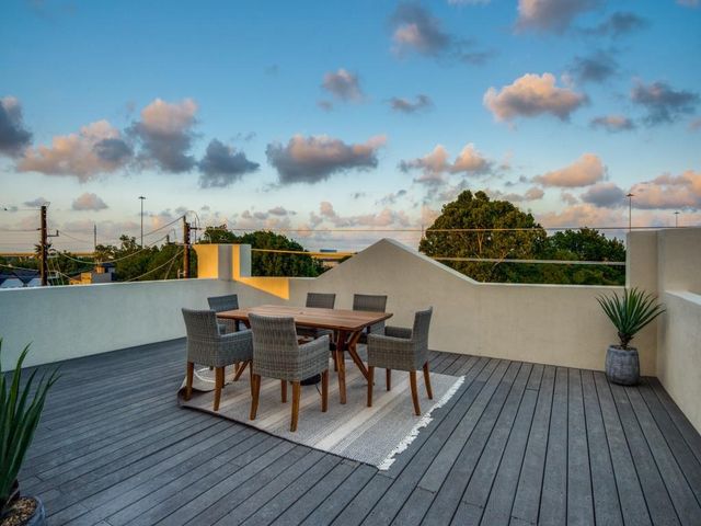 1509 Holly Street, Houston, TX 77007