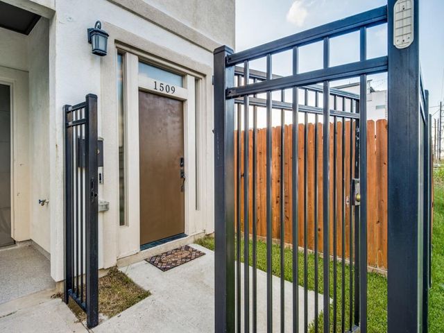 1509 Holly Street, Houston, TX 77007
