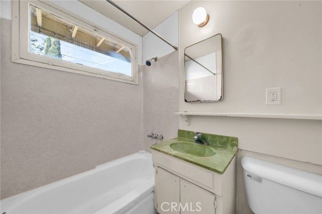 1931 Volk, Long Beach, CA 90815