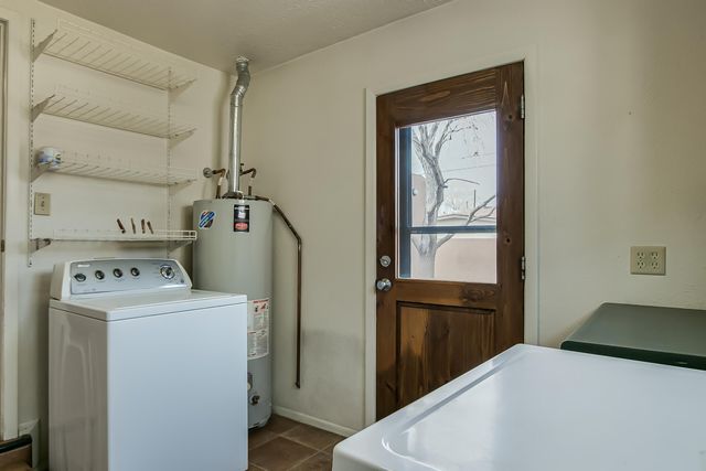 1857 Florida Street NE, Albuquerque, NM 87110