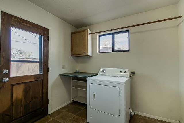 1857 Florida Street NE, Albuquerque, NM 87110