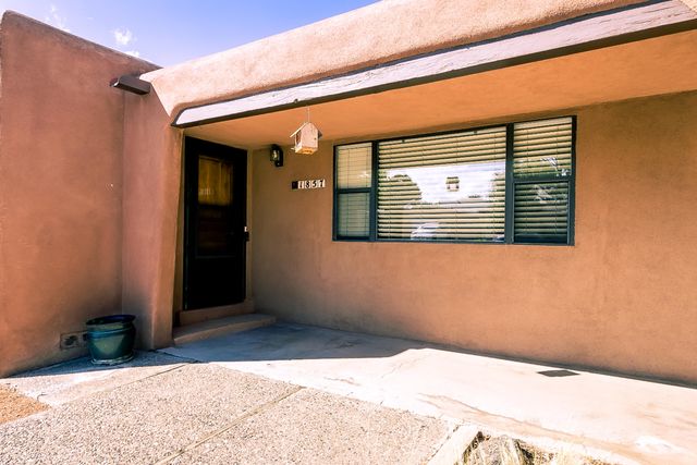 1857 Florida Street NE, Albuquerque, NM 87110