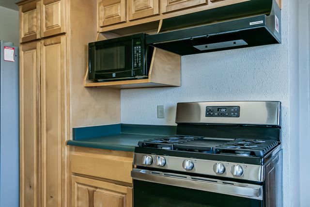 1857 Florida Street NE, Albuquerque, NM 87110