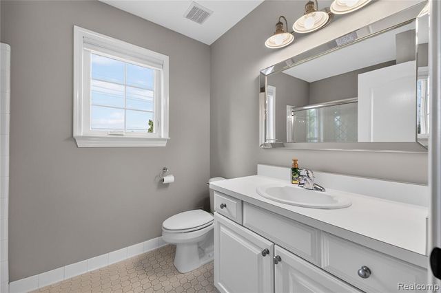 15710 Meadows Drive, Riverview, MI 48193
