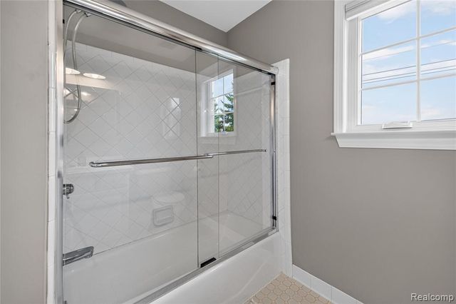 15710 Meadows Drive, Riverview, MI 48193