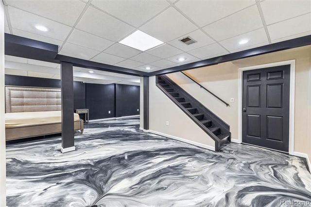 15710 Meadows Drive, Riverview, MI 48193