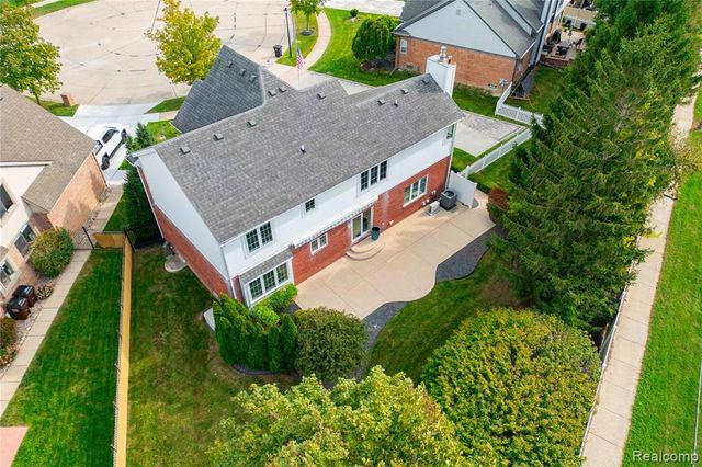 15710 Meadows Drive, Riverview, MI 48193
