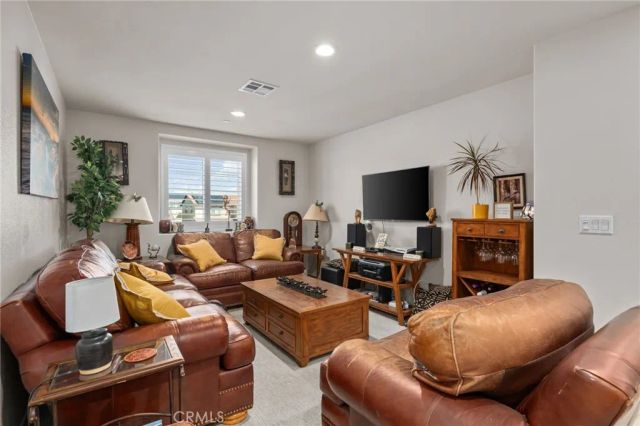 5246 Denali Court, Fontana, CA 92336