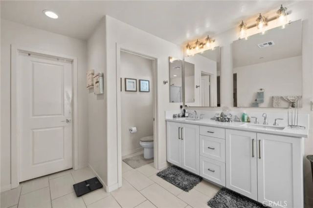 5246 Denali Court, Fontana, CA 92336