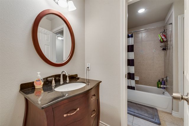7622 W Shore Drive, The Colony, TX 75056