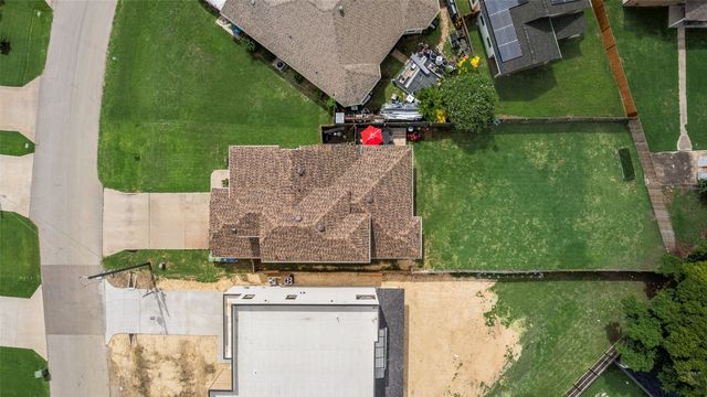 7622 W Shore Drive, The Colony, TX 75056
