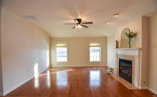 13800 Prairie Drive, Evansville, IN 47725