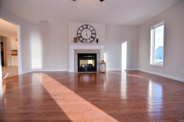 13800 Prairie Drive, Evansville, IN 47725