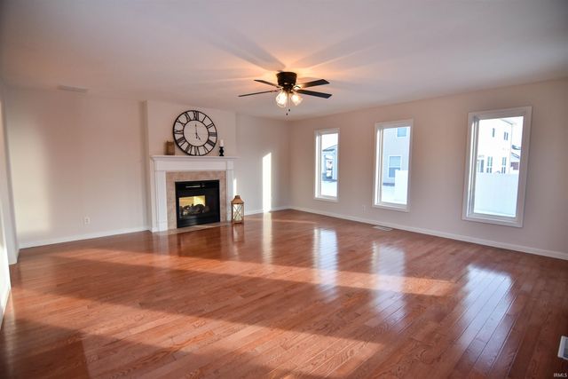 13800 Prairie Drive, Evansville, IN 47725