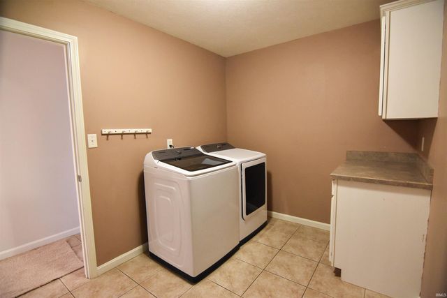 13800 Prairie Drive, Evansville, IN 47725