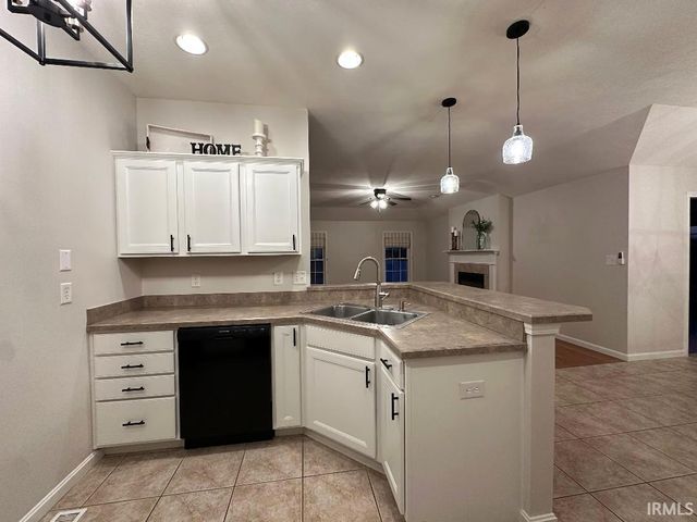 13800 Prairie Drive, Evansville, IN 47725