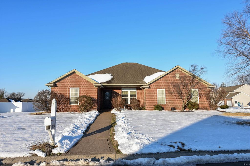 13800 Prairie Drive, Evansville, IN 47725