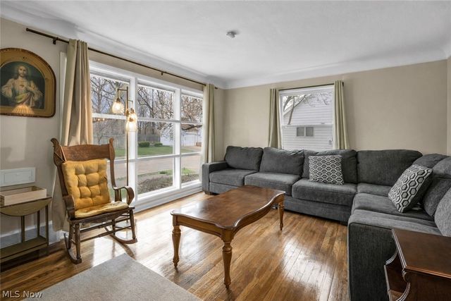 85 E 205th Street, Euclid, OH 44123