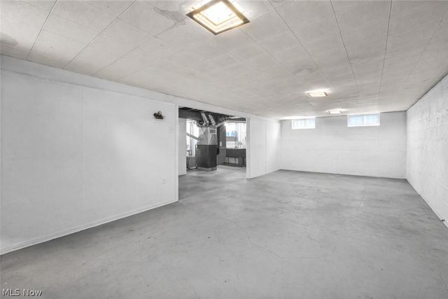 85 E 205th Street, Euclid, OH 44123