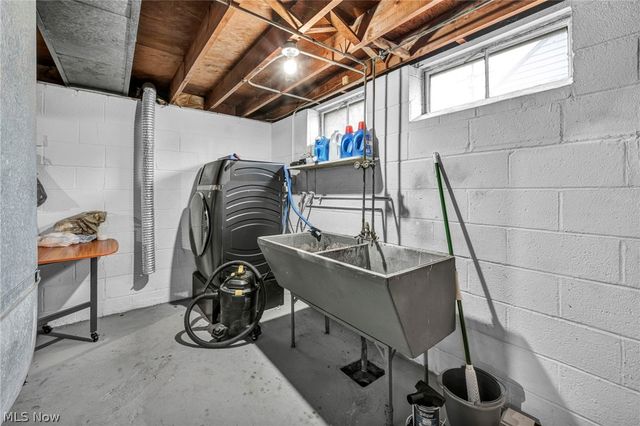 85 E 205th Street, Euclid, OH 44123