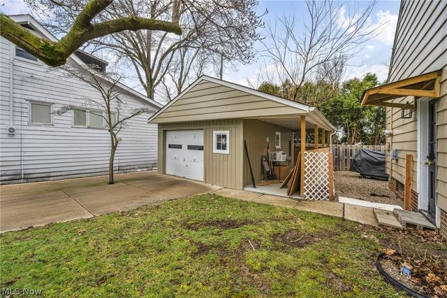 85 E 205th Street, Euclid, OH 44123