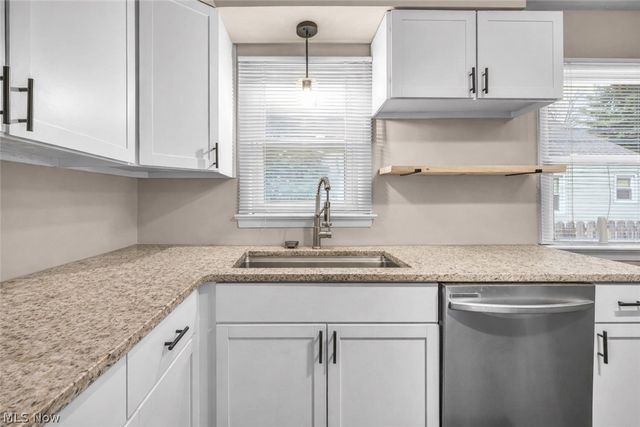 85 E 205th Street, Euclid, OH 44123