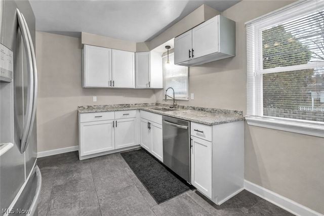 85 E 205th Street, Euclid, OH 44123