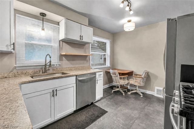 85 E 205th Street, Euclid, OH 44123